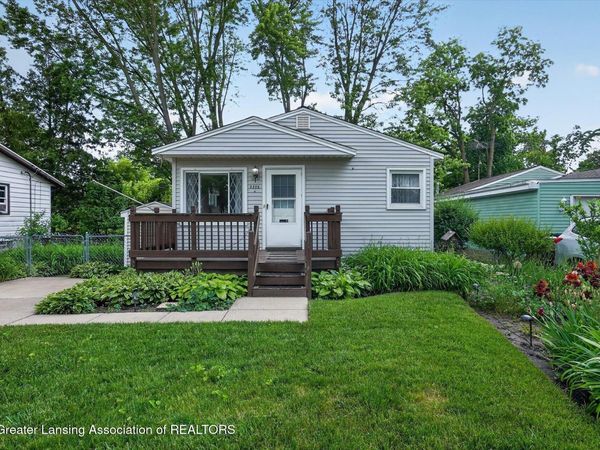 3225 Alfred Avenue, Lansing, MI 48906