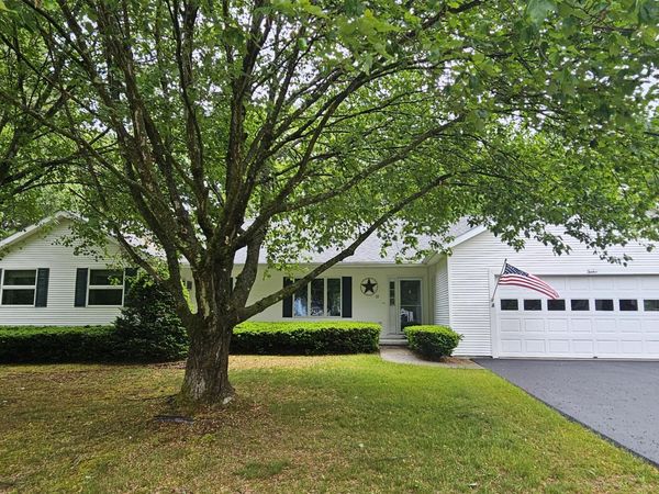 12 Lancestire Drive, Queensbury, NY 12804