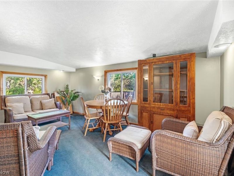3710 W Pleasant Valley Road, Parma, OH 44134 Photo 7
