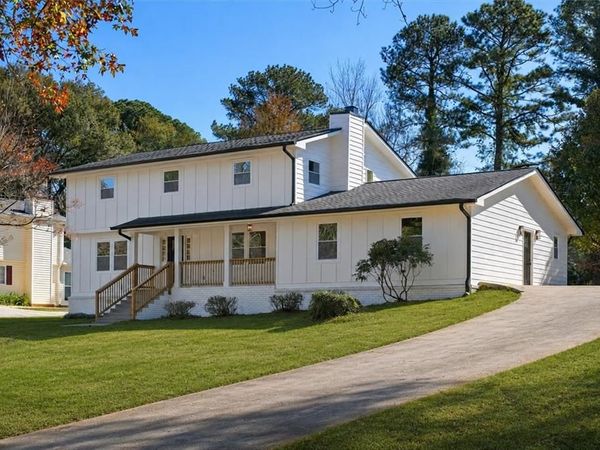713 Pine Chase Court , Lawrenceville, GA 30043