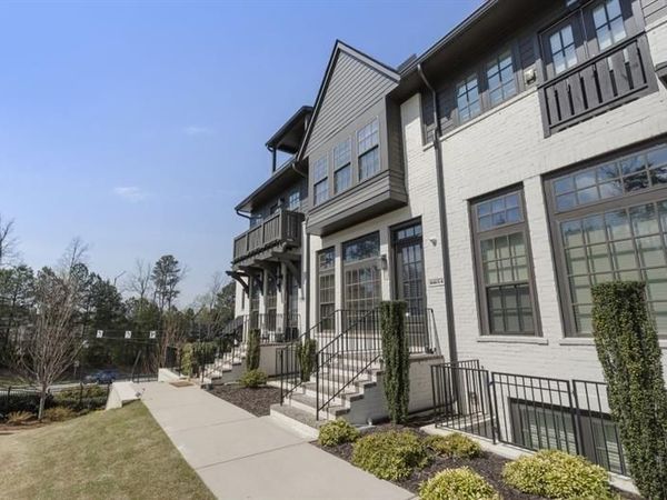 6654 Sterling Drive, Atlanta, GA 30328