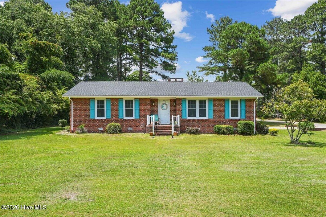 419 Forrest Road, Warsaw, NC 28398 Main Photo