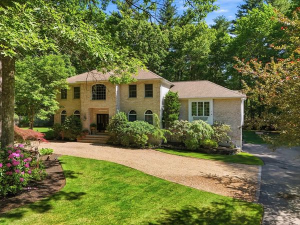25 Haymeadow Rd, Boxford, MA 01921