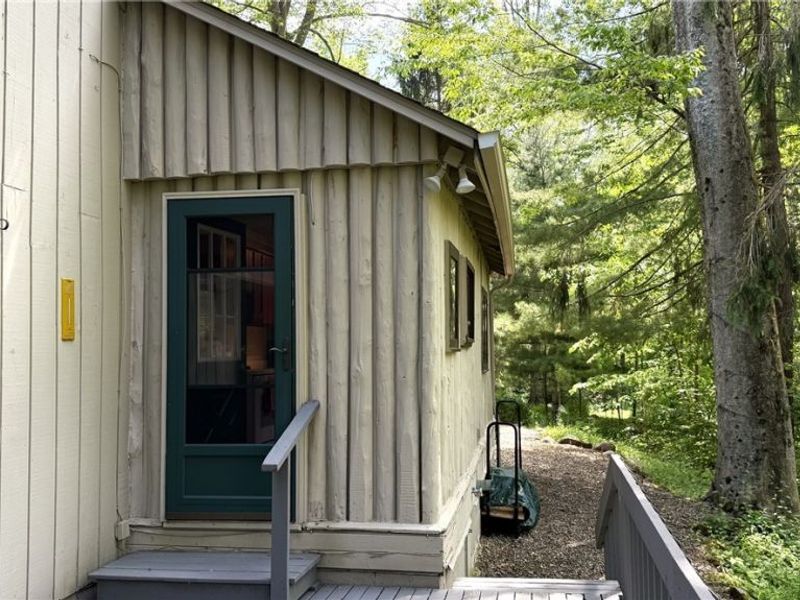 13702 Cuyahoga Trail, Novelty, OH 44072 Photo 36