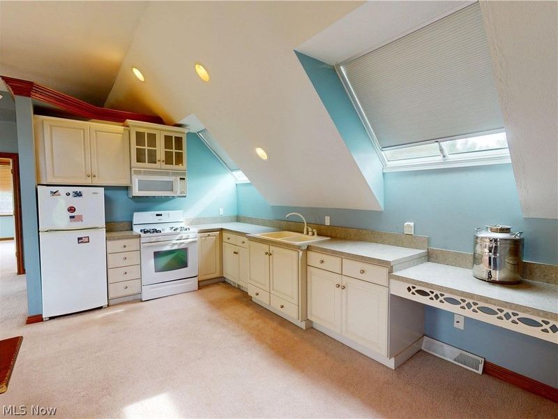 11205 Hampton Ridge Drive, Chardon, OH 44024 Photo 37