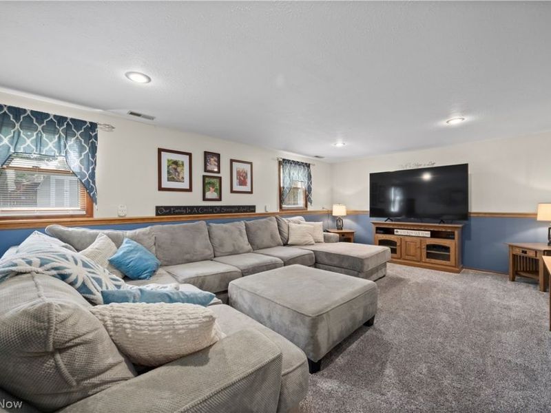 923 Hillside Drive , Amherst, OH 44001 Photo 13