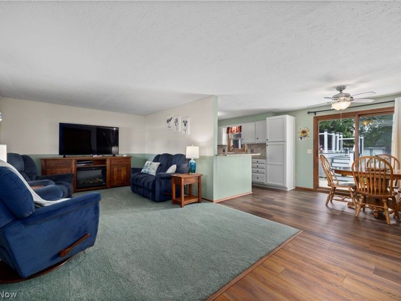 923 Hillside Drive , Amherst, OH 44001 Photo 2