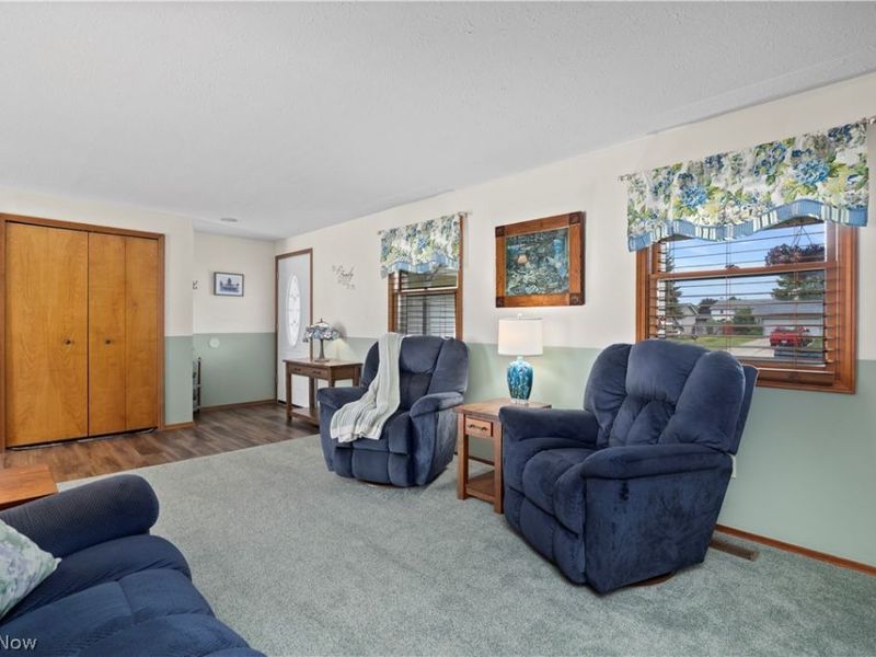 923 Hillside Drive , Amherst, OH 44001 Photo 4