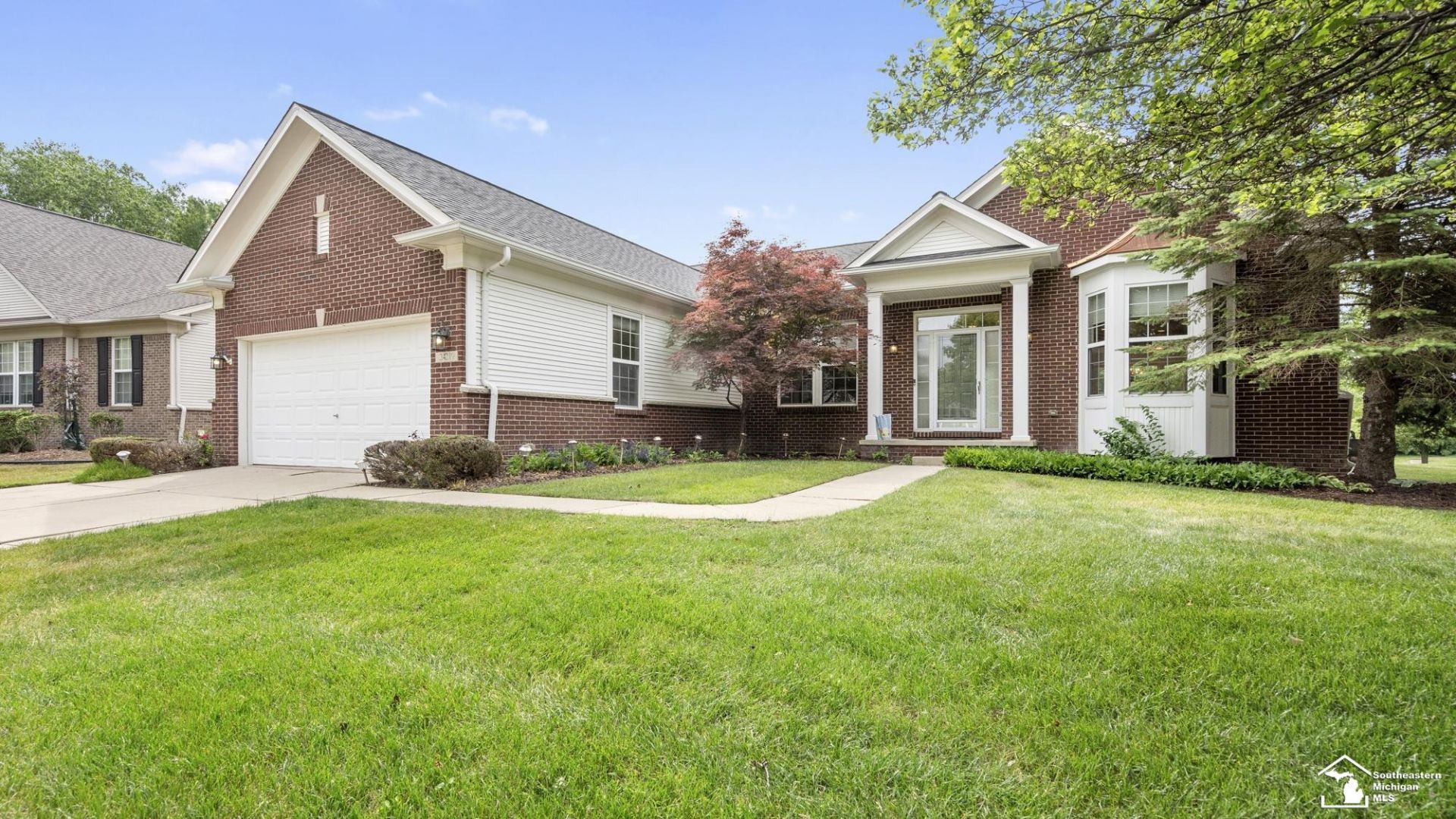 24219 Charlevoix Street, Flat Rock, MI 48134 Main Photo