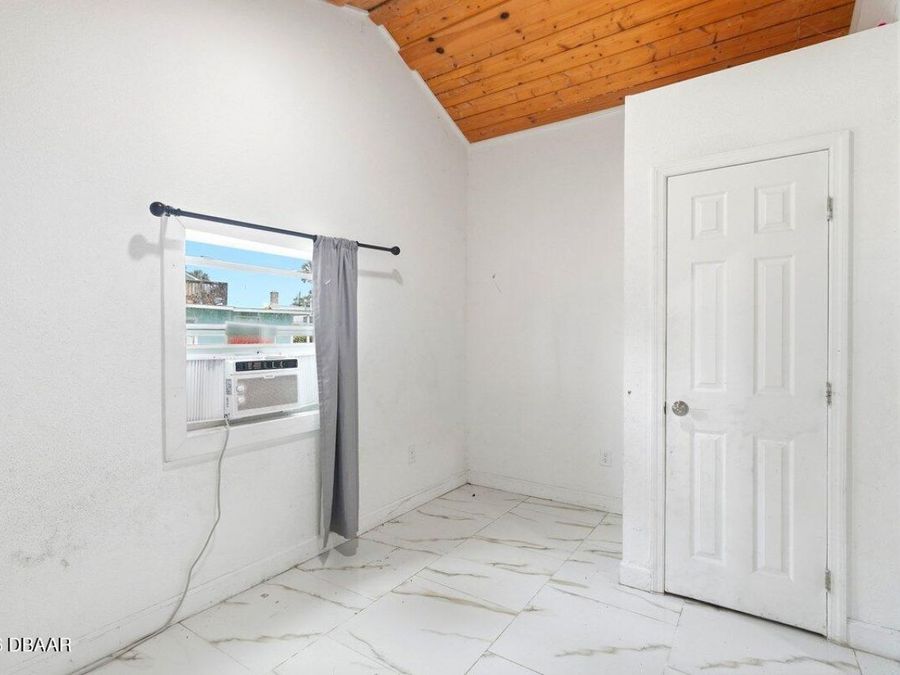 Property Image 104