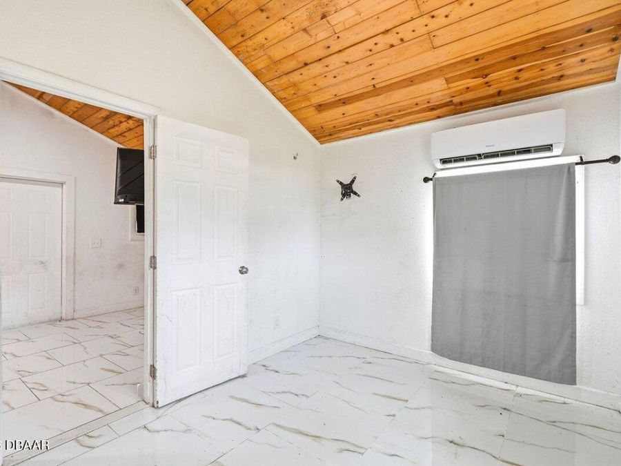 Property Image 105