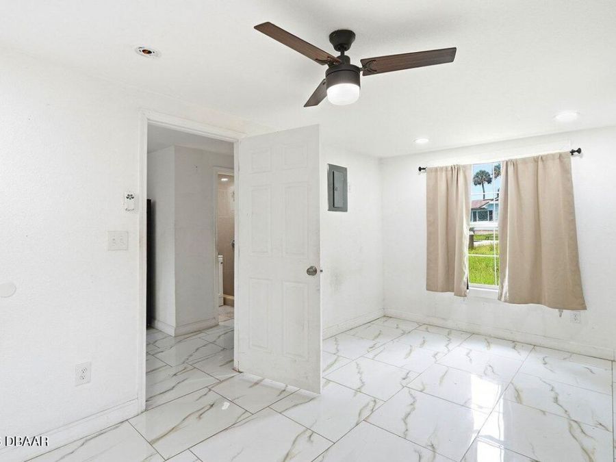 Property Image 118