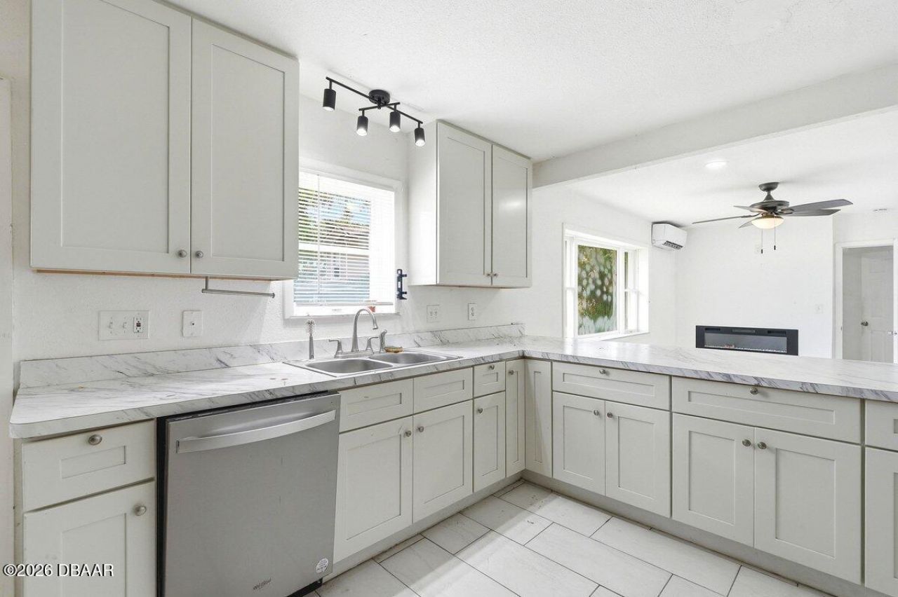5202 Riverside Drive, Port Orange, FL 32127 Photo