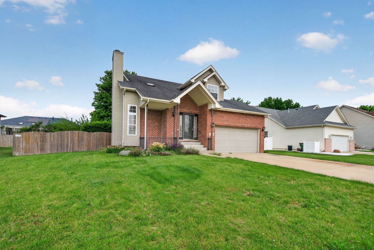 1160 S Heritage Drive , Diamond, IL 60416