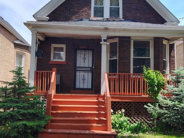 2243 N Kedvale Avenue , Chicago, IL 60639
