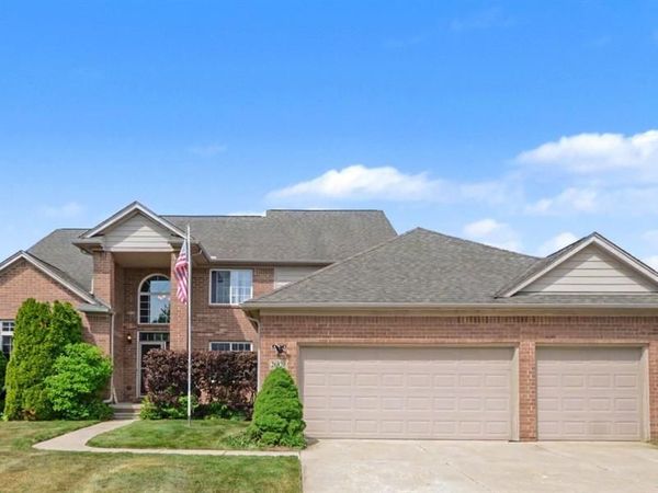 26820 Alderman Court, Harrison Twp, MI 48045