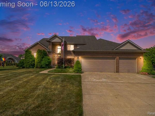 26820 Alderman Court, Harrison Twp, MI 48045