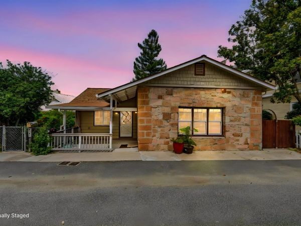 8263 Main St, Mokelumne Hill, CA 95245