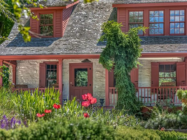 1282 Old Post Road , Ulster Park, NY 12487