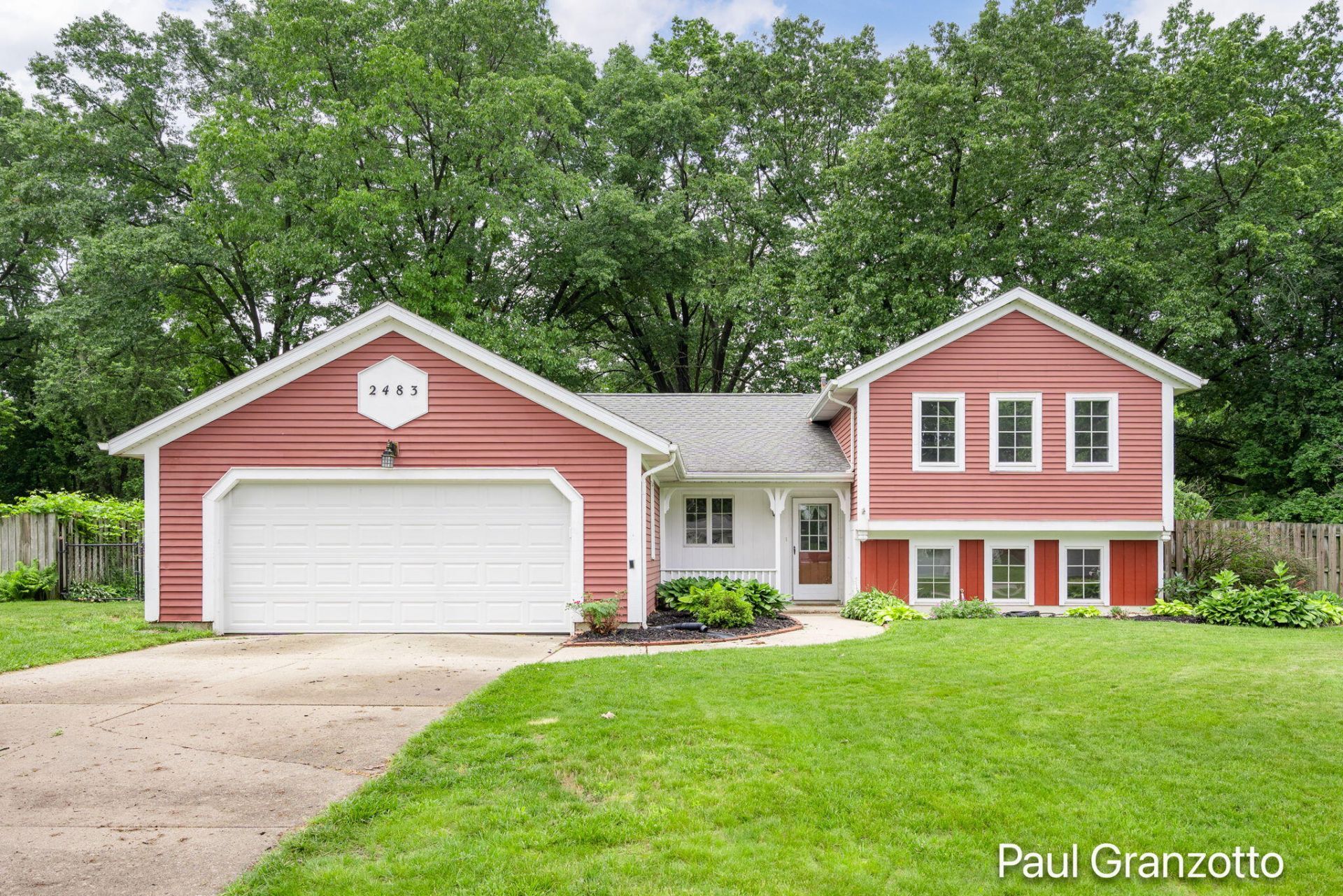 2483 Russit Drive Ne, Grand Rapids, MI 49525 Main Photo