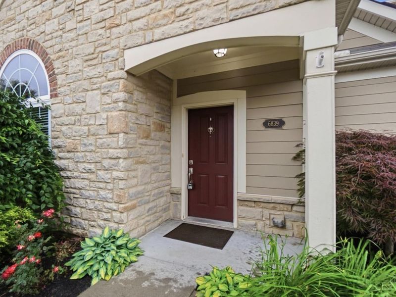6839 Liberty Circle, Liberty Township, OH 45069 Photo 4