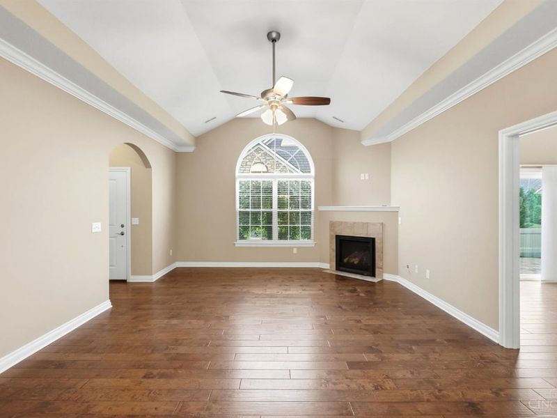 6839 Liberty Circle, Liberty Township, OH 45069 Photo 8