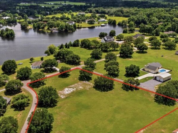 Nhn Anastasia Drive, Carriere, MS 39426