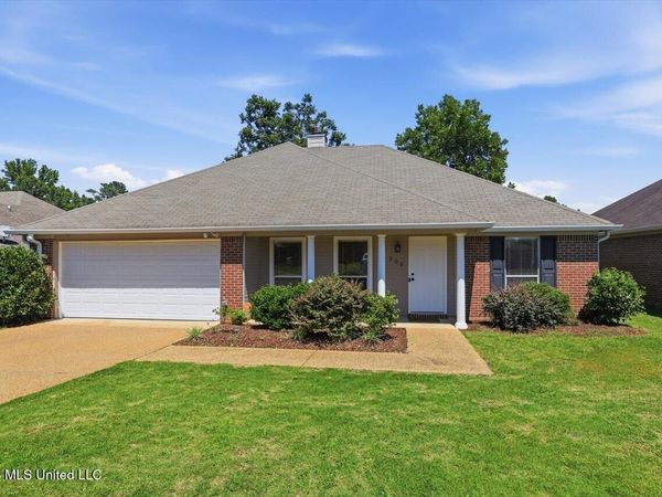 203 Edgewater Branch Drive, Brandon, MS 39042