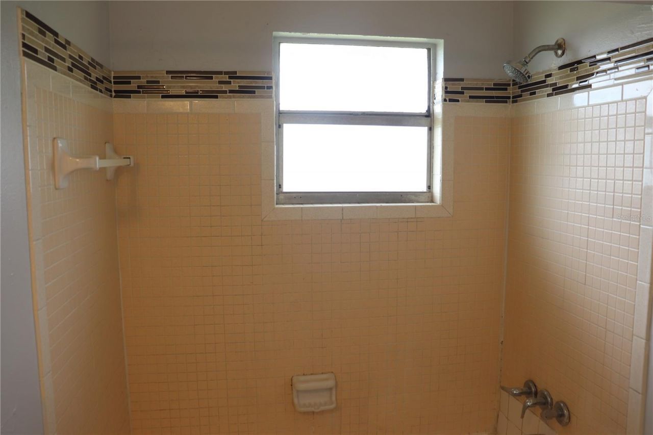 1102 Roselle Avenue , Lakeland, FL 33805 Photo