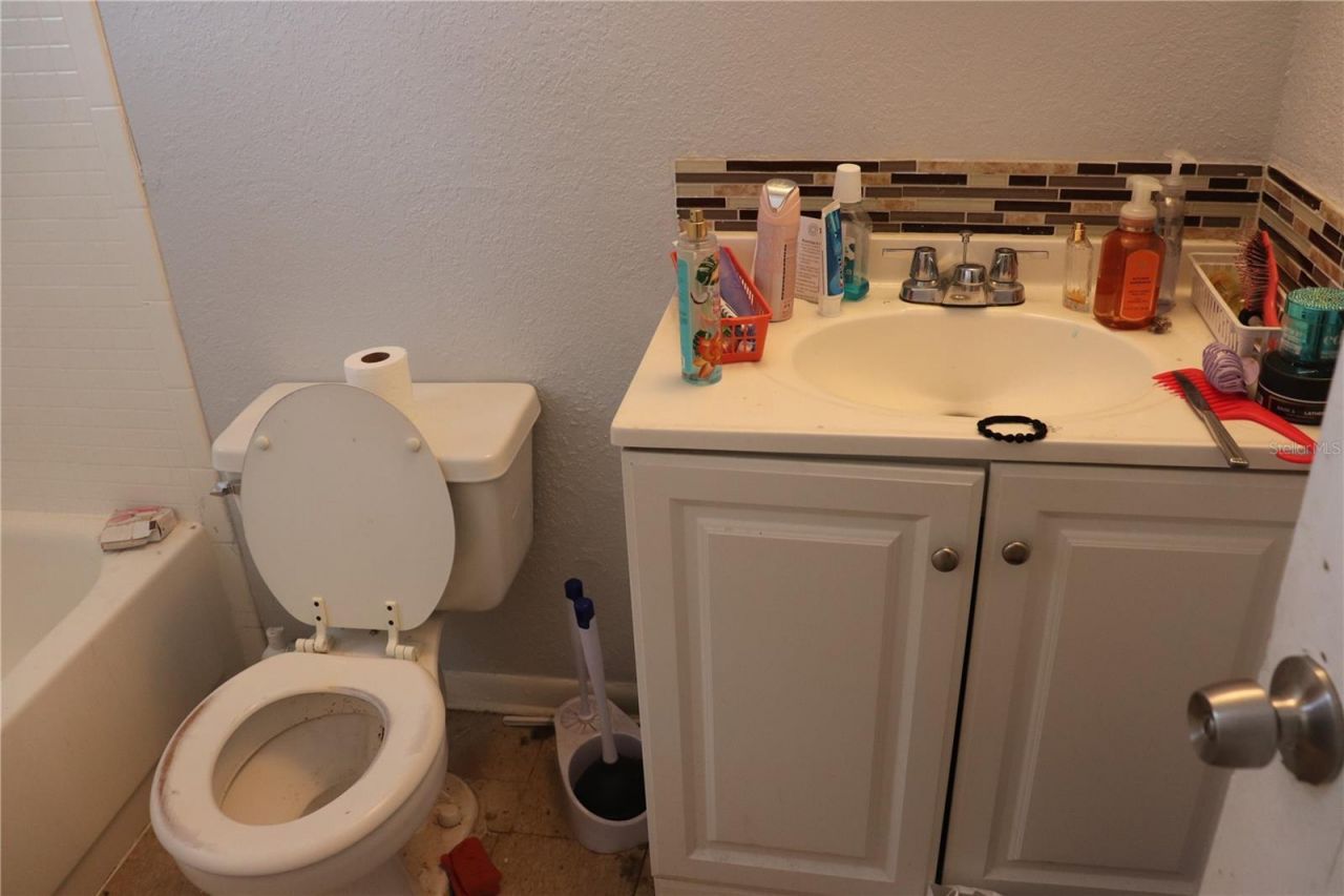 1102 Roselle Avenue , Lakeland, FL 33805 Photo