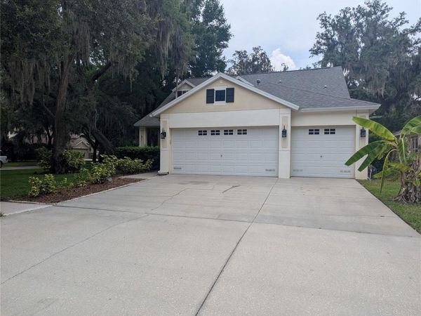 6202 GANNETDALE DRIVE , LITHIA, FL 33547