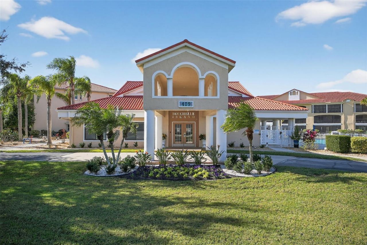 443 Bouchelle Drive , Unit 302, New Smyrna Beach, FL 32169 Photo