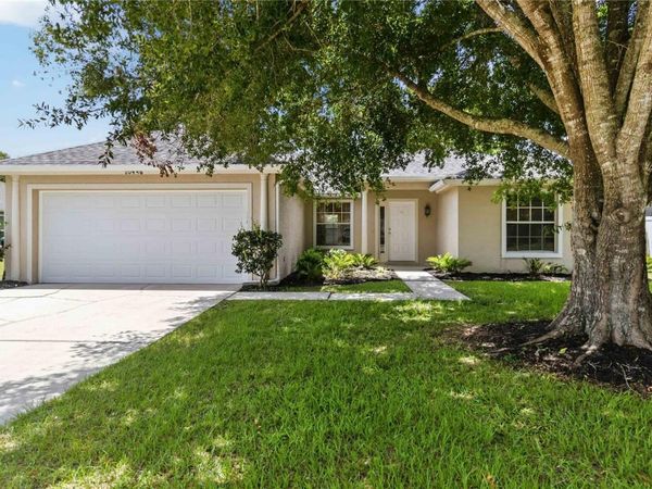20446 MACON PARKWAY , ORLANDO, FL 32833