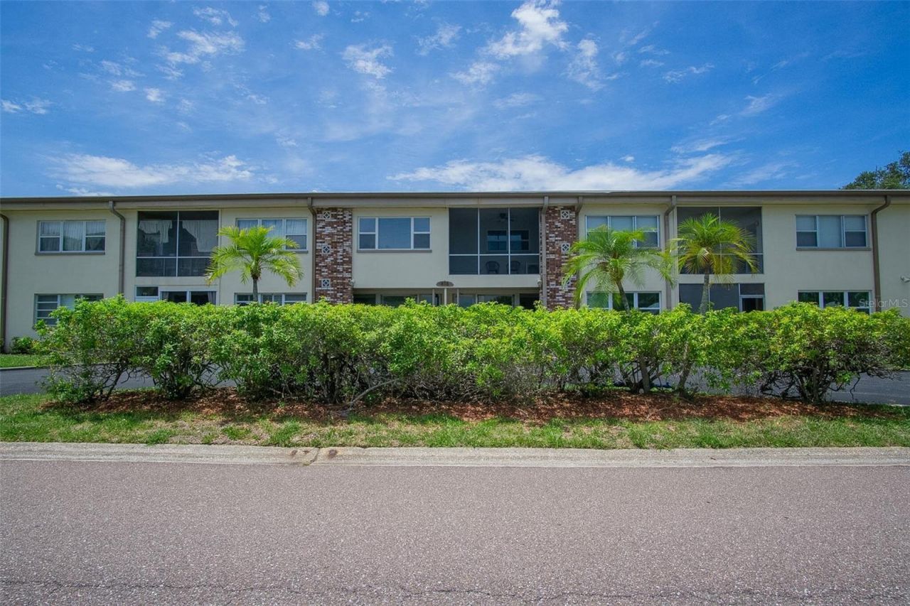 416 73rd Avenue N, Unit 207, Saint Petersburg, FL 33702 Photo