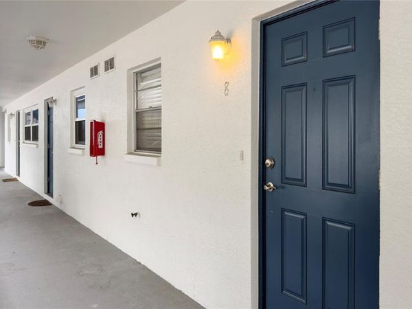 3717 S 46TH AVENUE S, Unit 8, ST PETERSBURG, FL 33711