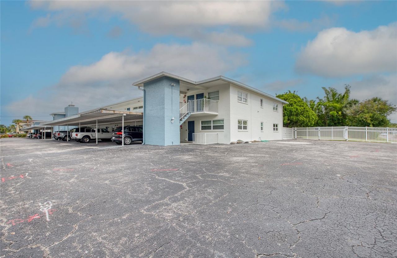 3717 S 46th Avenue S, Unit 8, Saint Petersburg, FL 33711 Photo