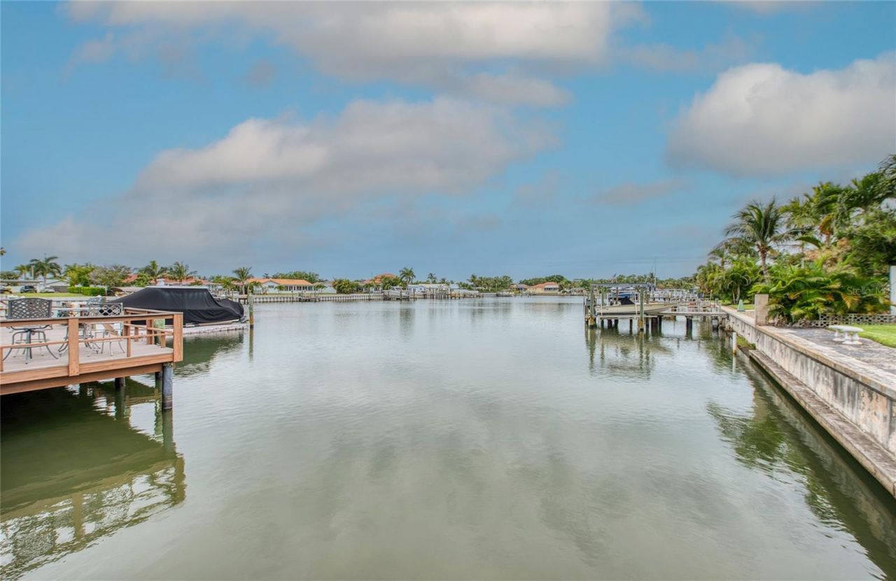 3717 S 46th Avenue S, Unit 8, Saint Petersburg, FL 33711 Photo