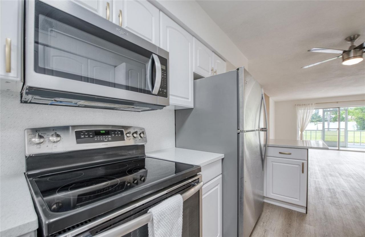 3717 S 46th Avenue S, Unit 8, Saint Petersburg, FL 33711 Photo