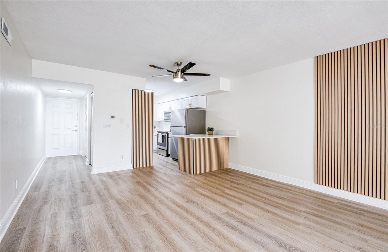 3717 S 46th Avenue S, Unit 8, Saint Petersburg, FL 33711 Photo