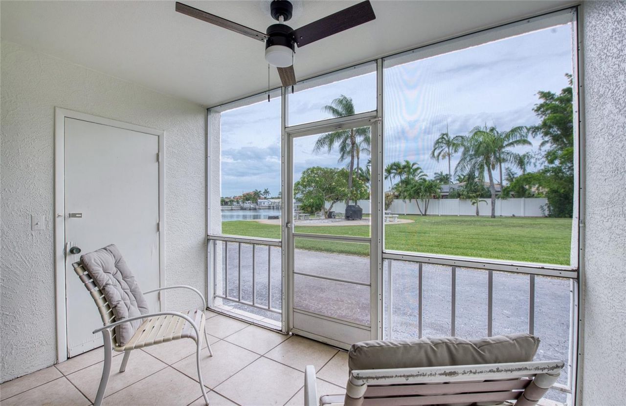 3717 S 46th Avenue S, Unit 8, Saint Petersburg, FL 33711 Photo
