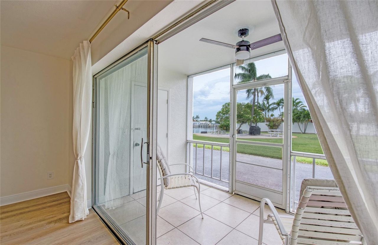 3717 S 46th Avenue S, Unit 8, Saint Petersburg, FL 33711 Photo