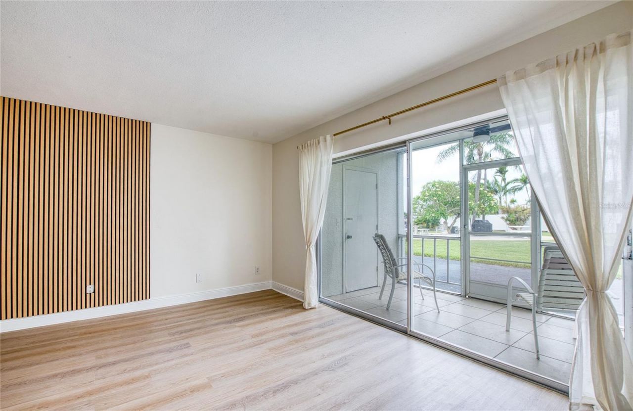 3717 S 46th Avenue S, Unit 8, Saint Petersburg, FL 33711 Photo