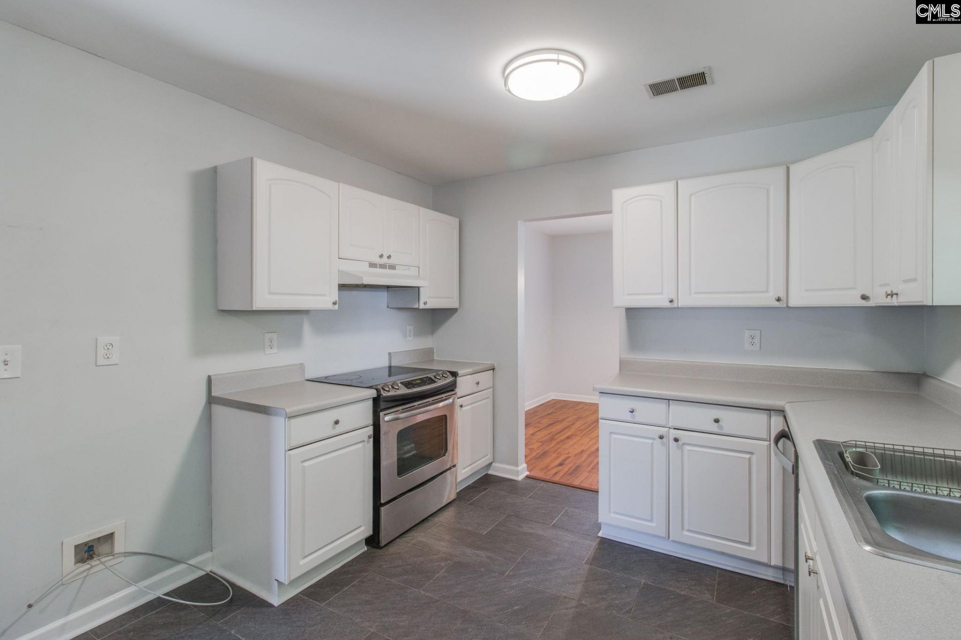 308 Cutter Court  Photo 11