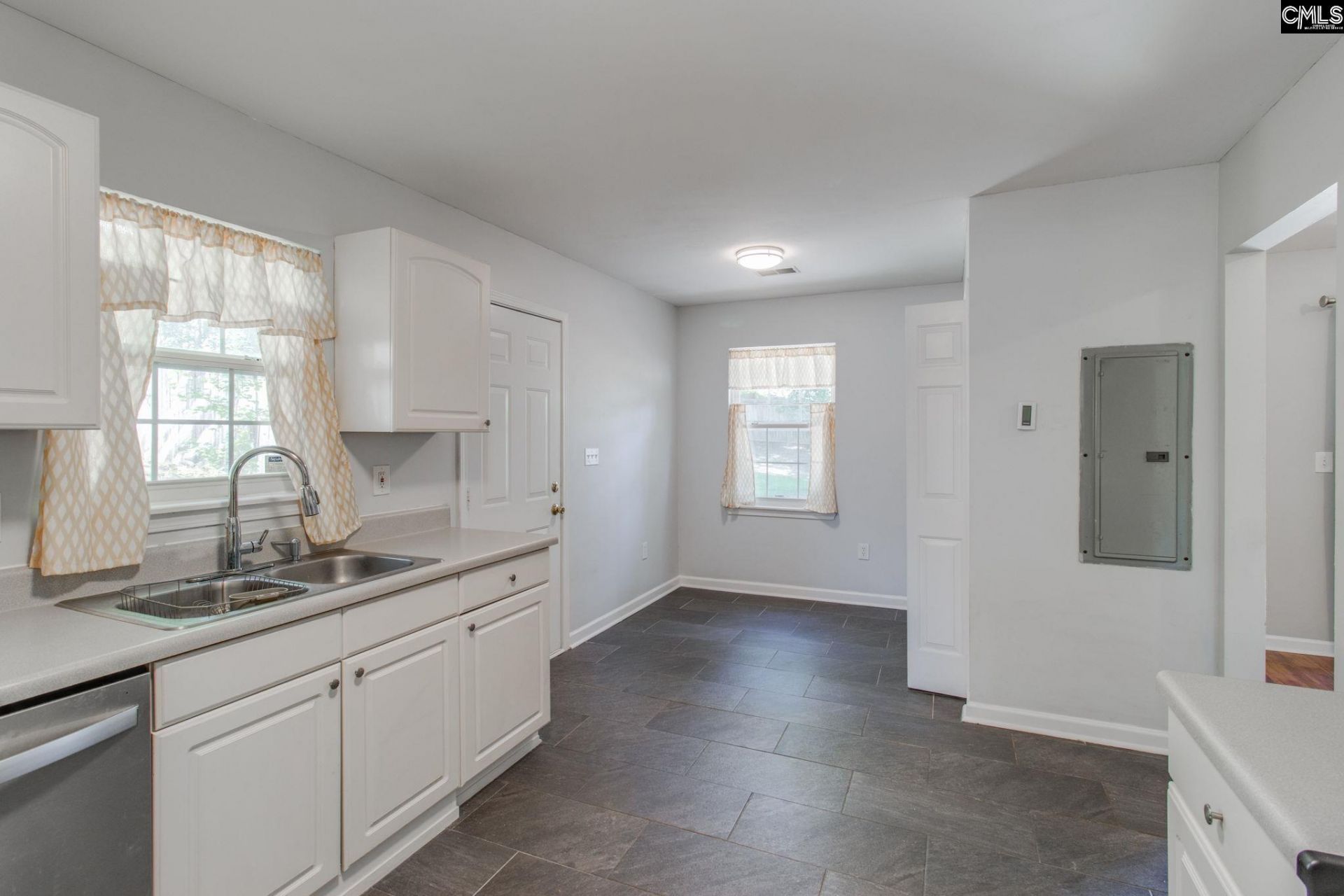 308 Cutter Court  Photo 13