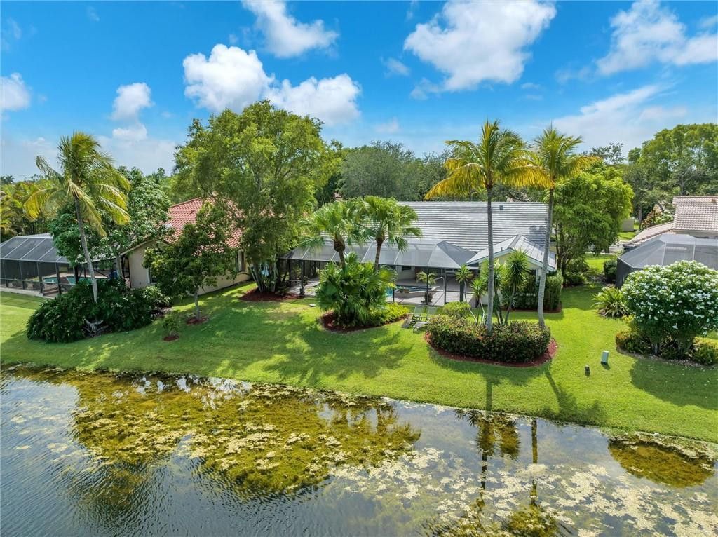 1230 Fairfax Court, Weston, FL 33326 Photo