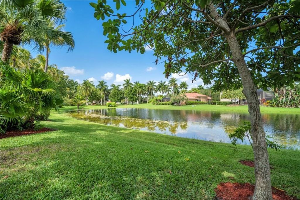 1230 Fairfax Court, Weston, FL 33326 Photo