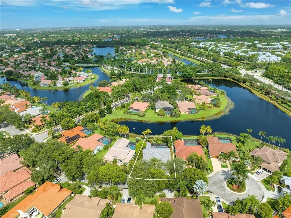 1230 Fairfax Court, Weston, FL 33326 Photo