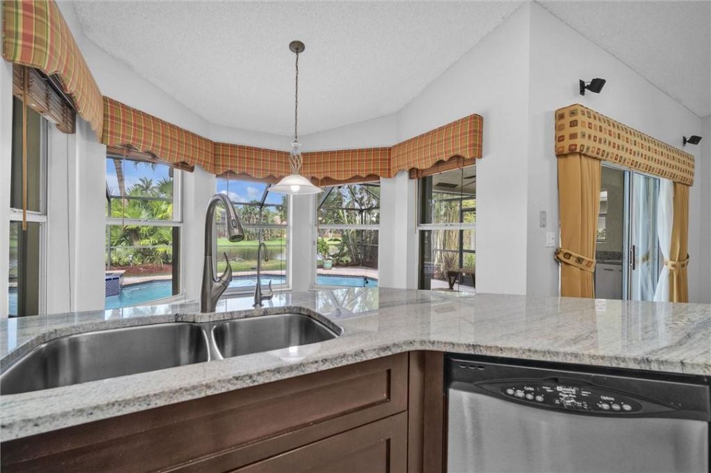 1230 Fairfax Court, Weston, FL 33326 Photo