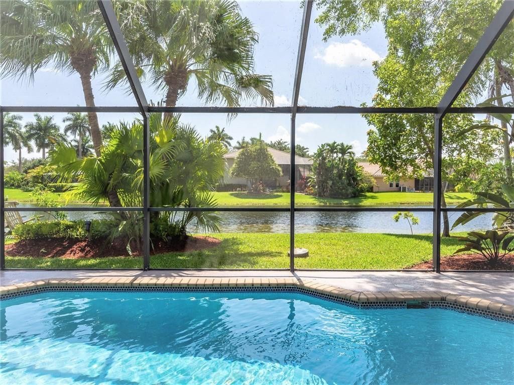 1230 Fairfax Court, Weston, FL 33326 Photo