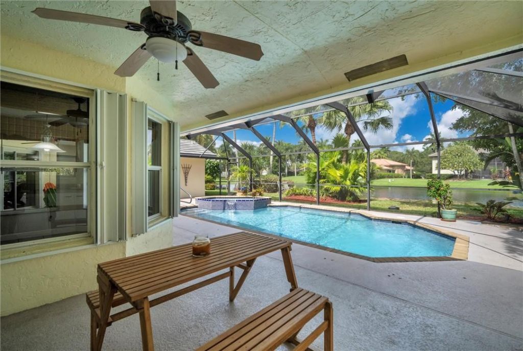 1230 Fairfax Court, Weston, FL 33326 Photo